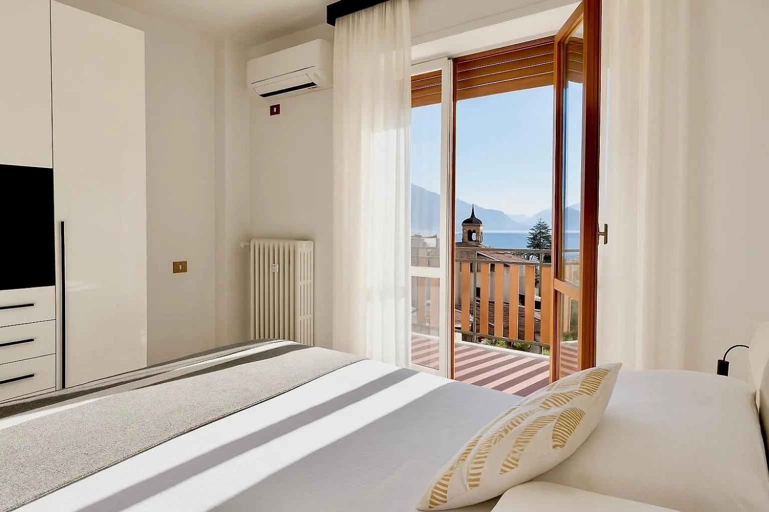 Lake View Apartment - Parking Included Oliveto Lario